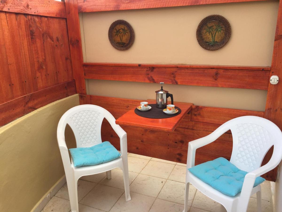 Casa Coral B&B Ла Романа Екстериор снимка