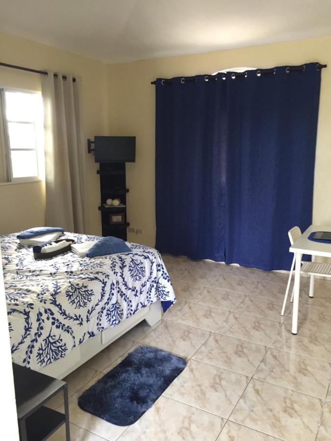 Casa Coral B&B Ла Романа Екстериор снимка