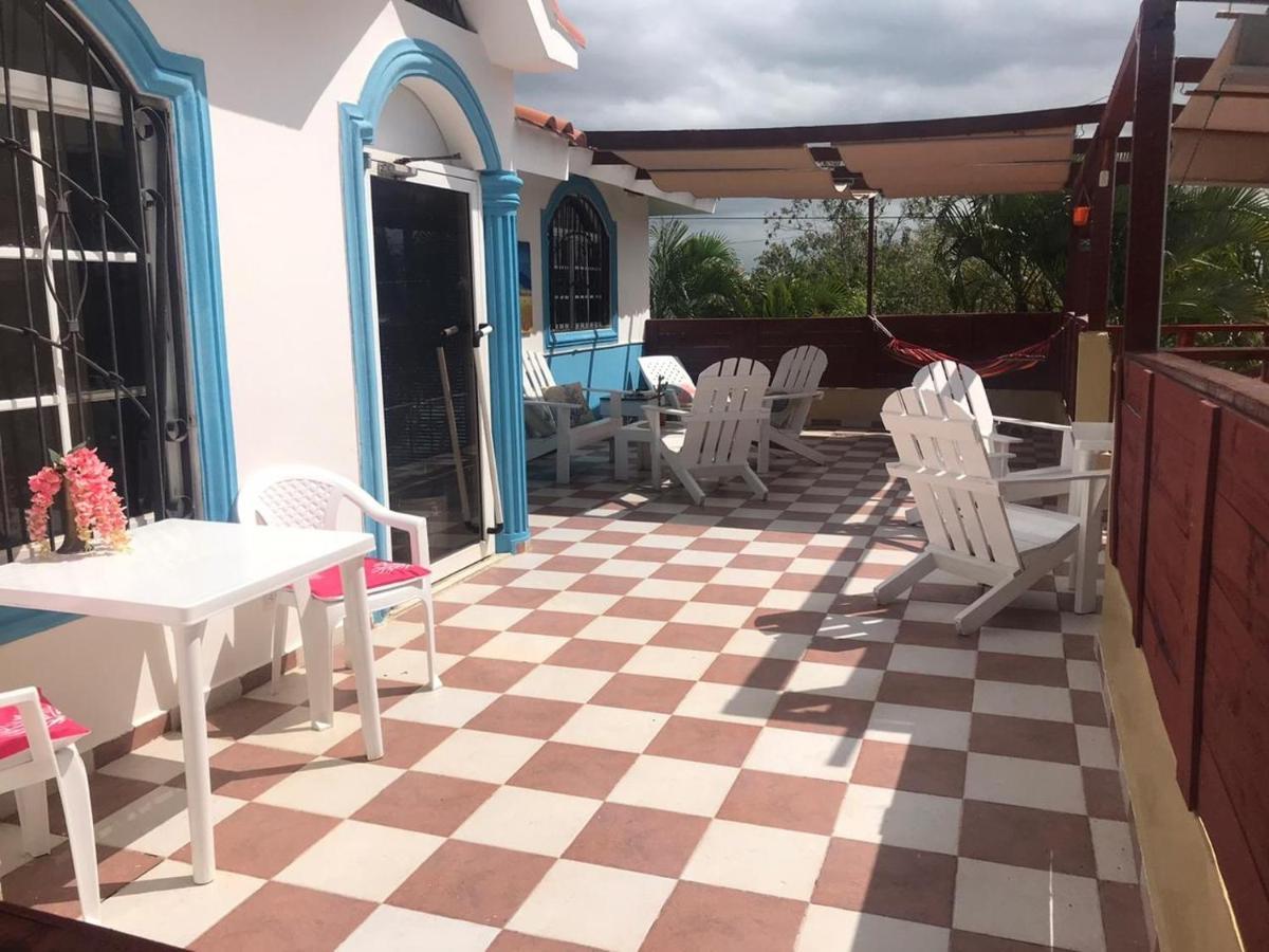 Casa Coral B&B Ла Романа Екстериор снимка